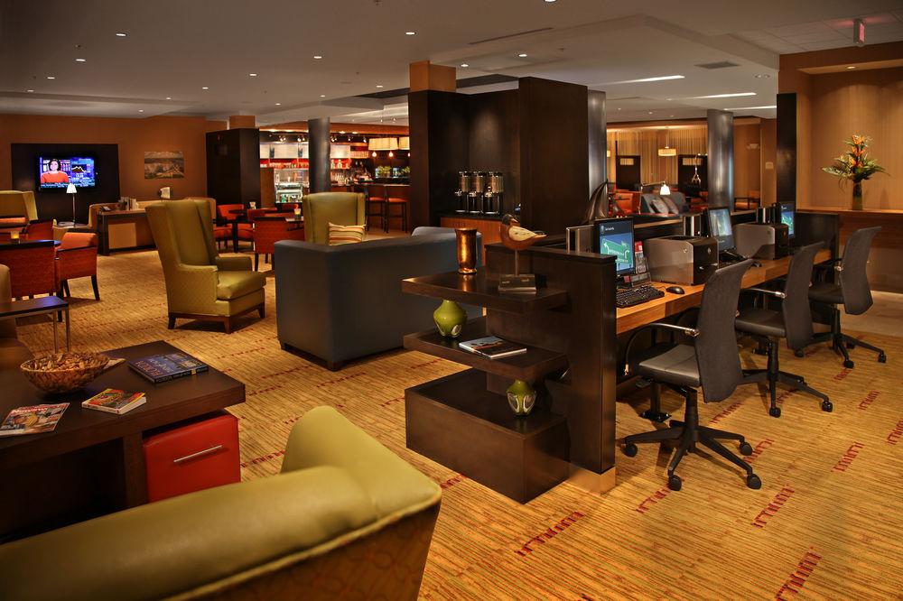 Отель Courtyard By Marriott Стюарт Экстерьер фото