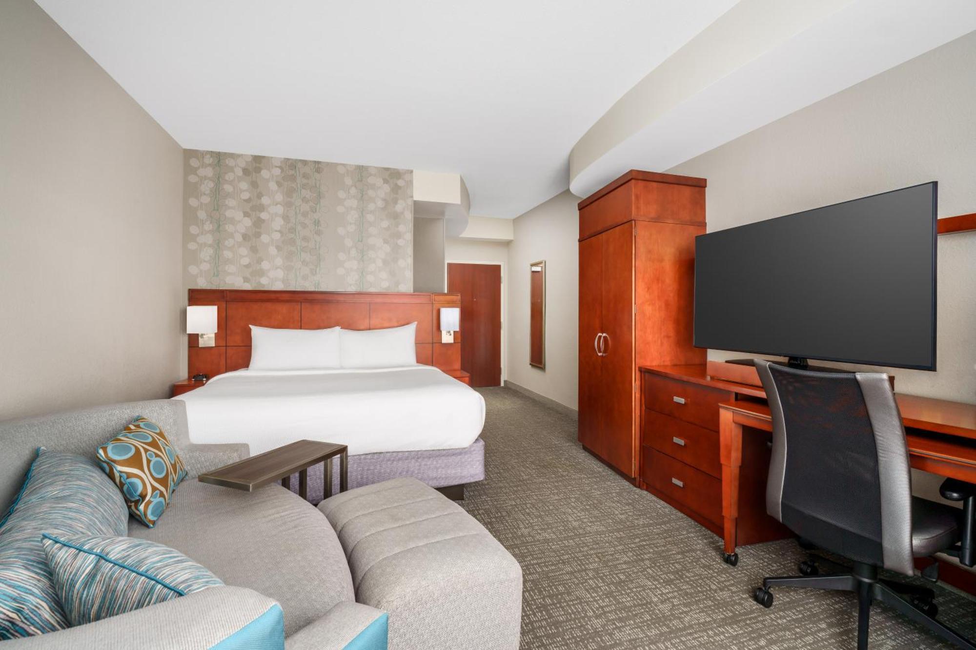 Отель Courtyard By Marriott Стюарт Экстерьер фото